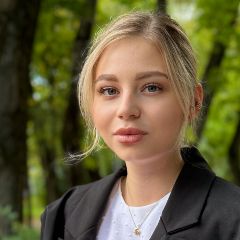 Рябинина Евгения