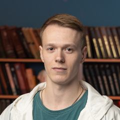 Лазарев Пётр